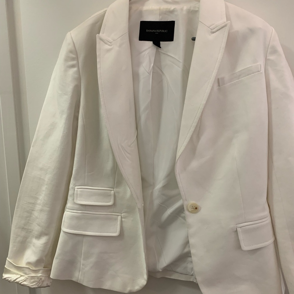 Banana Republic white blazer